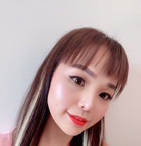 Lucy - puta in Dubai Photo 1 of 1