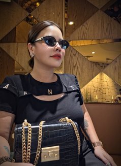 Lucy - escort in Hanoi Photo 7 of 7