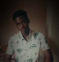 Lui - masseur in Nairobi