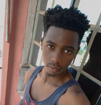 Lui - masseur in Nairobi