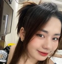 Luinna - escort in Kuwait