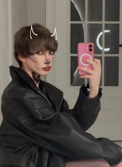 Luis 22 - Male escort in Baku Photo 4 of 8