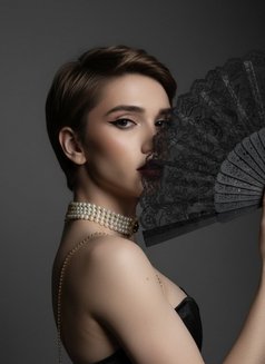 Luis 22 - Male escort in Khobar Photo 3 of 14