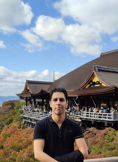Miguel - Male escort in Tokyo Photo 1 of 2