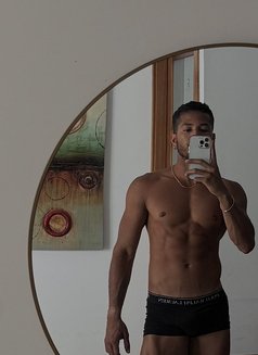 Luisen - Male escort in Malta Photo 1 of 7