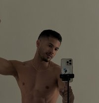 Luisen - Male escort in Malta