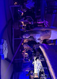 Luiza - puta in Dubai Photo 9 of 10