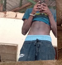 _Luka_ - Male adult performer in Nairobi
