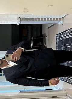 Lukad - Male escort in Dubai Photo 2 of 6