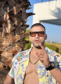 Lukad - Male escort in Dubai Photo 3 of 6
