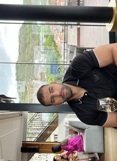 Lukad - Male escort in Dubai Photo 5 of 6