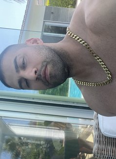Lukad - Male escort in Dubai Photo 4 of 6