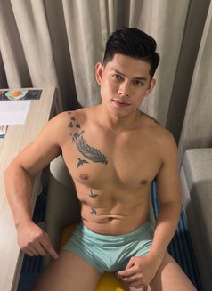 Lukas Xyz@pinoy - Acompañantes masculino in Manila Photo 11 of 15