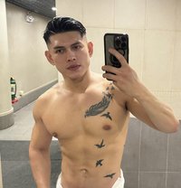 MANofCLASSZ - Male escort in Kuala Lumpur