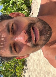 Lukas999 - Masajista in Berlin Photo 1 of 4