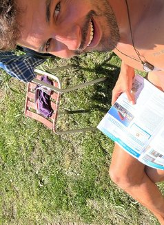 Lukas999 - Masajista in Berlin Photo 2 of 4