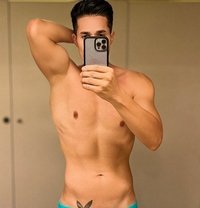 Lukashotboy - Male escort in Barcelona