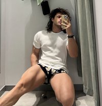 Lukasssss - Acompañantes masculino in Dubai Photo 7 of 9