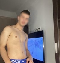 Lukkaa - Male escort in Athens