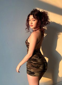 Lulia Lee - escort in Muscat Photo 3 of 5