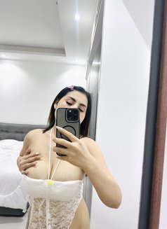 Lulu good in juffair - masseuse in Al Manama Photo 4 of 5
