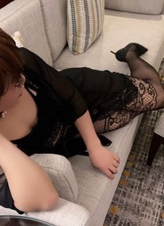 Lulu is waiting for you in Shanghai - Transsexual escort in Shanghai Photo 13 of 14