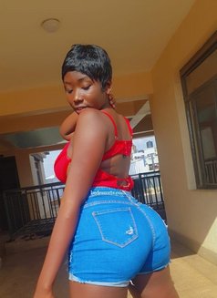 Lulu - puta in Nairobi Photo 1 of 2