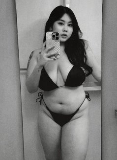Lulu new here / Foshan - escort in Guangzhou Photo 3 of 5