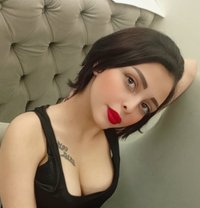 Lulu - escort in Beirut