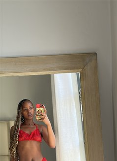 Lulu - puta in Cape Town Photo 1 of 1
