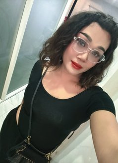 Lulu - Transsexual escort in Bangkok Photo 4 of 15