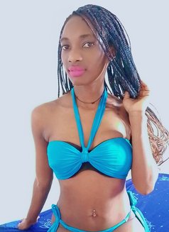 Lulu - puta in Kuala Lumpur Photo 2 of 7