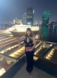 Lulu Xx Hot Asian Escort - puta in Dubai Photo 1 of 12