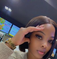 Lum - escort in Singapore