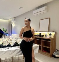 Lum - escort in Singapore