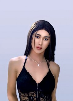 Lumia - Transsexual escort in Bangkok Photo 2 of 4