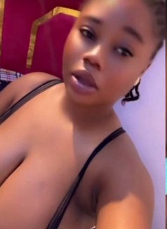 Lummmy - puta in Lagos, Nigeria Photo 10 of 20