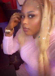 Lummmy - puta in Lagos, Nigeria Photo 12 of 20