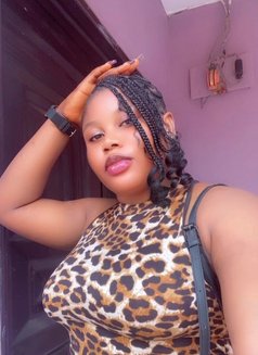 Lummmy - puta in Lagos, Nigeria Photo 13 of 20