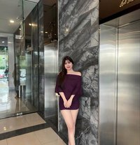 Lun - escort in Doha