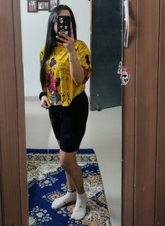 Luna 22 ( independent) - escort in New Delhi Photo 2 of 6