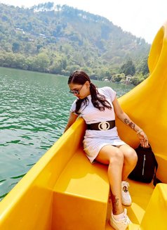 Luna 22 ( independent) - escort in New Delhi Photo 4 of 6