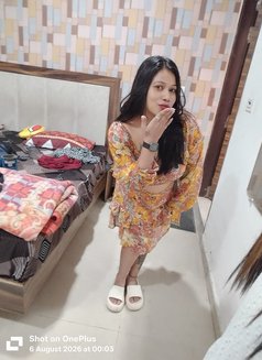 Luna ( independent) - escort in New Delhi Photo 2 of 7