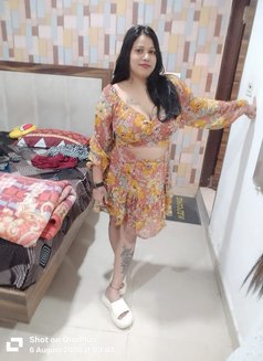 Luna ( independent) - escort in New Delhi Photo 3 of 7