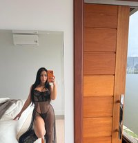 Luna - escort in Dublin
