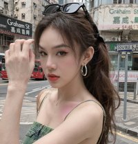 Luna - Transsexual escort in Singapore