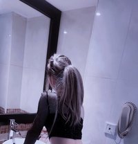 I’m Both good slim white Asian - Male escort in Dubai