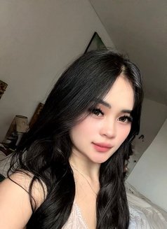 Luna Dania - escort in Bali Photo 4 of 11