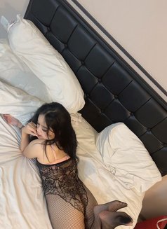 Luna Dania - escort in Bali Photo 14 of 15