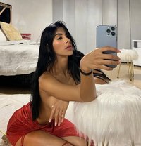 Luna - escort in Milan